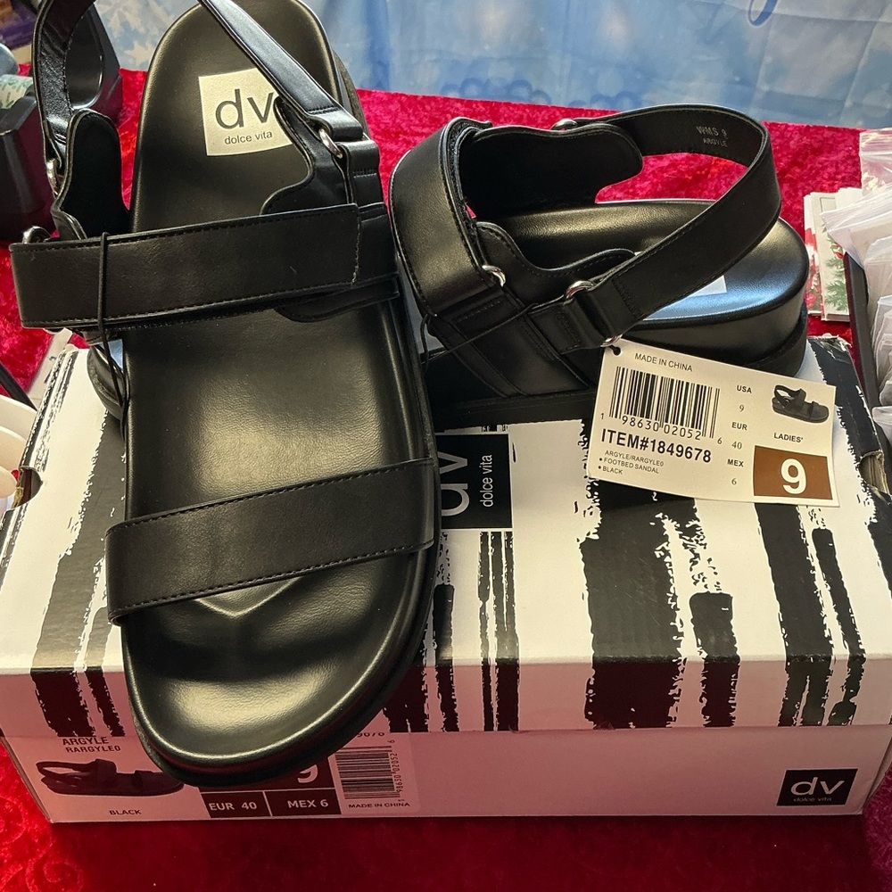 Dolce Vita Black Sandals
